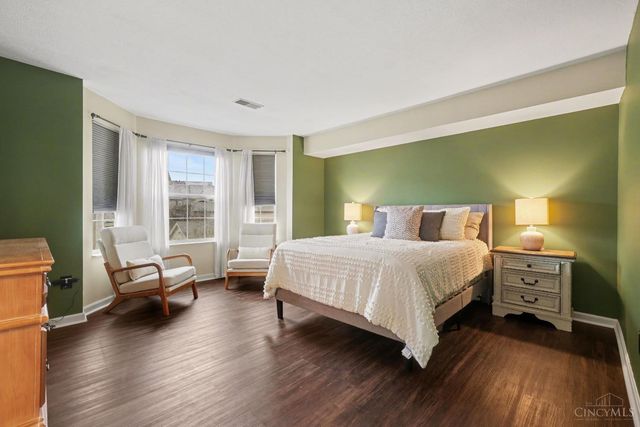 837 Neeb, Delhi Twp, OH 45233