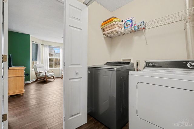 837 Neeb, Delhi Twp, OH 45233