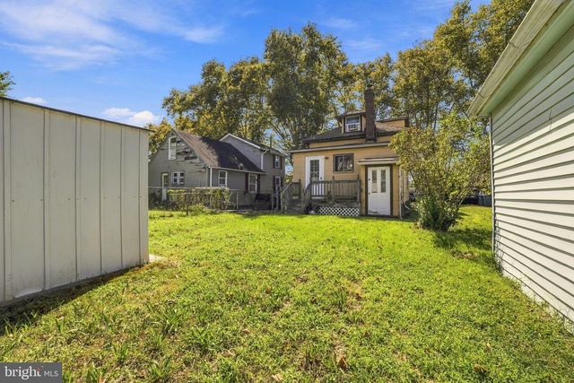 46 CENTRAL, Morrisville, PA 19067