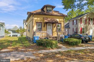 46 CENTRAL, Morrisville, PA 19067