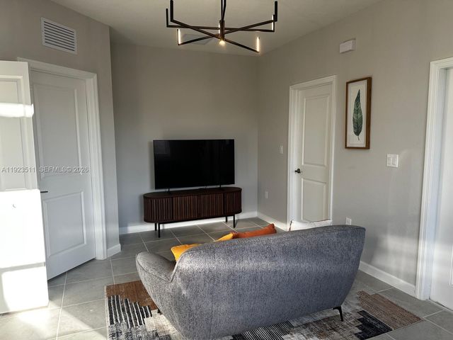 2288 SE 30th Street 1, Homestead, FL 33035