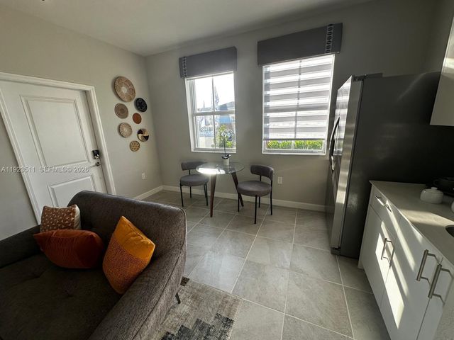 2288 SE 30th Street 1, Homestead, FL 33035