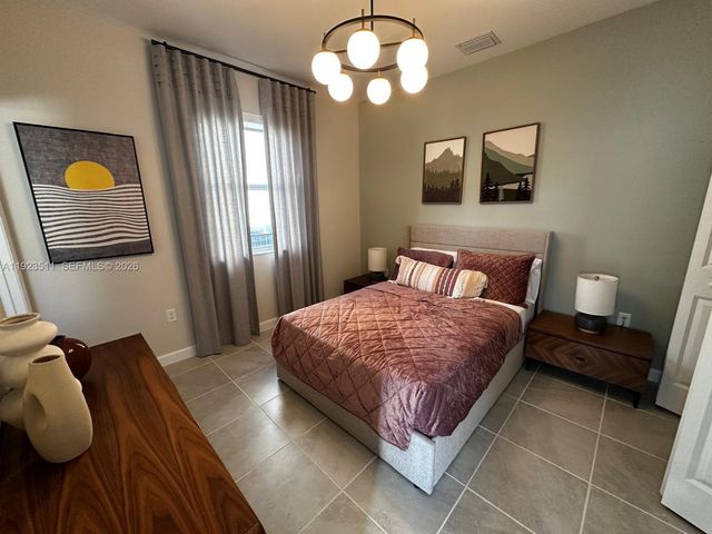 2288 SE 30th Street 1, Homestead, FL 33035