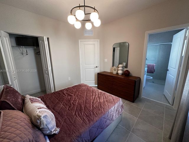 2288 SE 30th Street 1, Homestead, FL 33035