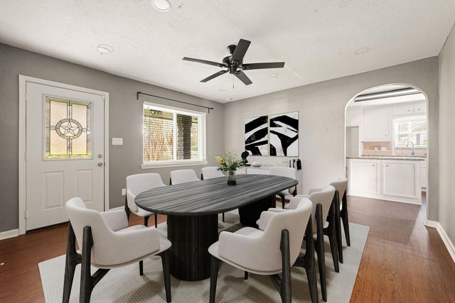 811 Strange Drive, Richmond, TX 77406