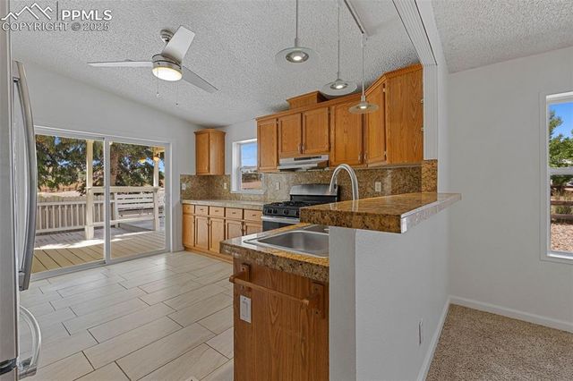 4006 Gray Fox Heights, Colorado Springs, CO 80922