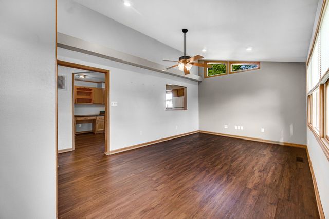 352 Marian Drive, Valparaiso, IN 46385