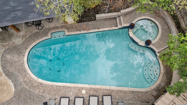 3511 Hunters Circle St, San Antonio, TX 78230