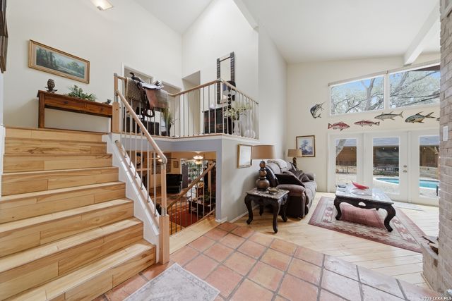 3511 Hunters Circle St, San Antonio, TX 78230