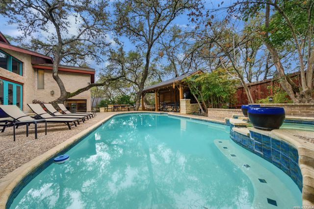 3511 Hunters Circle St, San Antonio, TX 78230