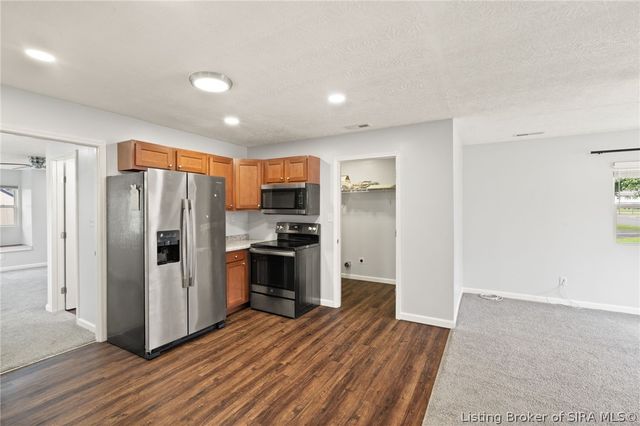3102 Beacon Drive, New Albany, IN 47150