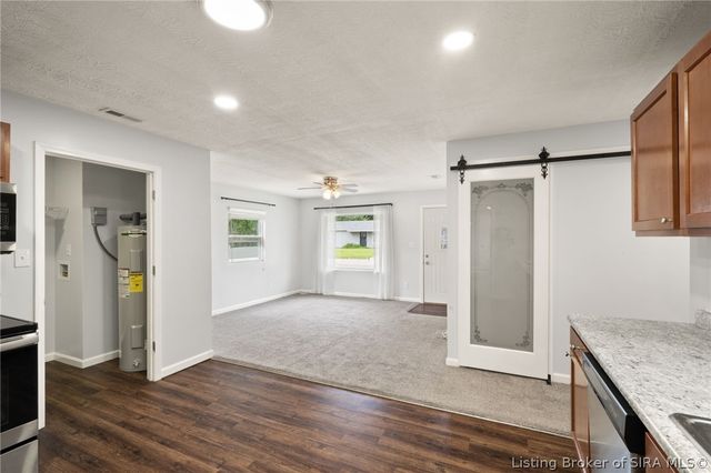 3102 Beacon Drive, New Albany, IN 47150