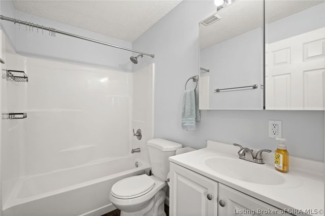 3102 Beacon Drive, New Albany, IN 47150