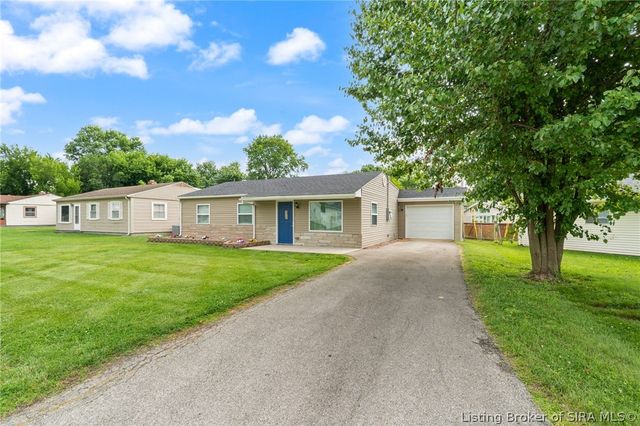 3102 Beacon Drive, New Albany, IN 47150