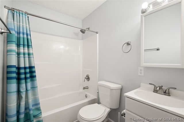 3102 Beacon Drive, New Albany, IN 47150