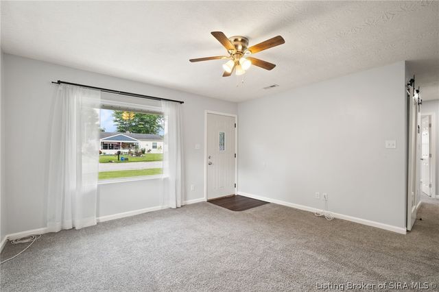3102 Beacon Drive, New Albany, IN 47150