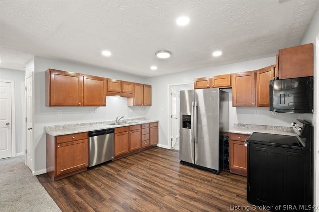 3102 Beacon Drive, New Albany, IN 47150