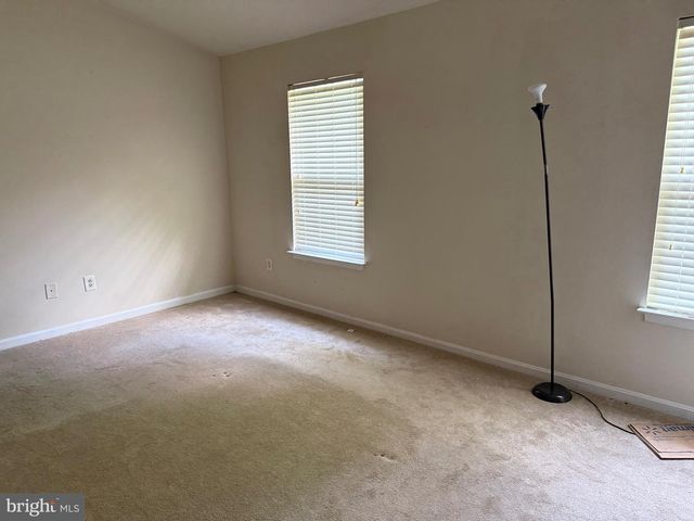 9205 KRISTY DR, Manassas Park, VA 20111