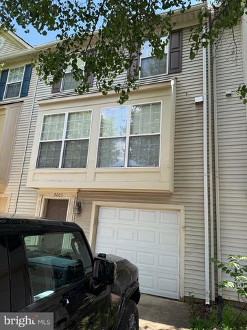 9205 KRISTY DR, Manassas Park, VA 20111