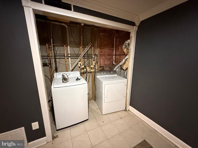9205 KRISTY DR, Manassas Park, VA 20111