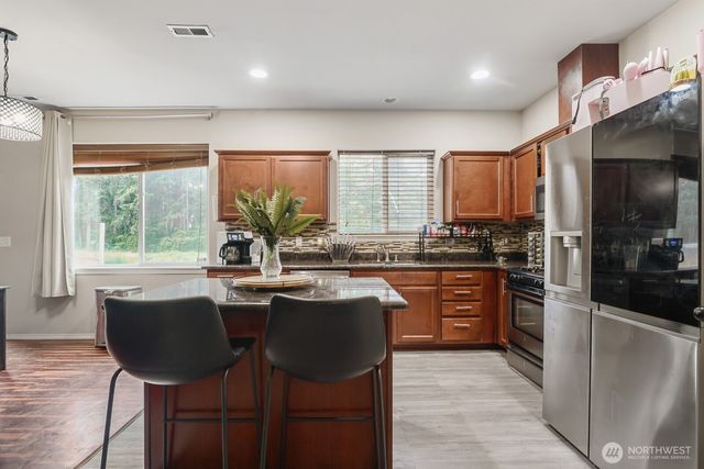 18026 75th Avenue E, Puyallup, WA 98375