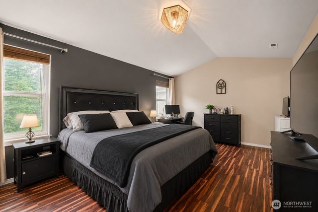 18026 75th Avenue E, Puyallup, WA 98375