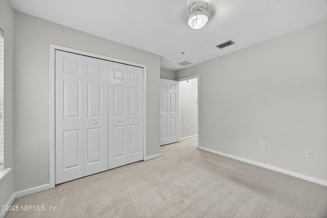 7067 DEER LODGE Circle 105, Jacksonville, FL 32256