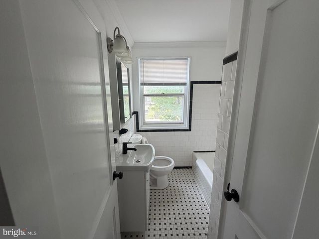 1201 COOKS LN, Baltimore, MD 21229