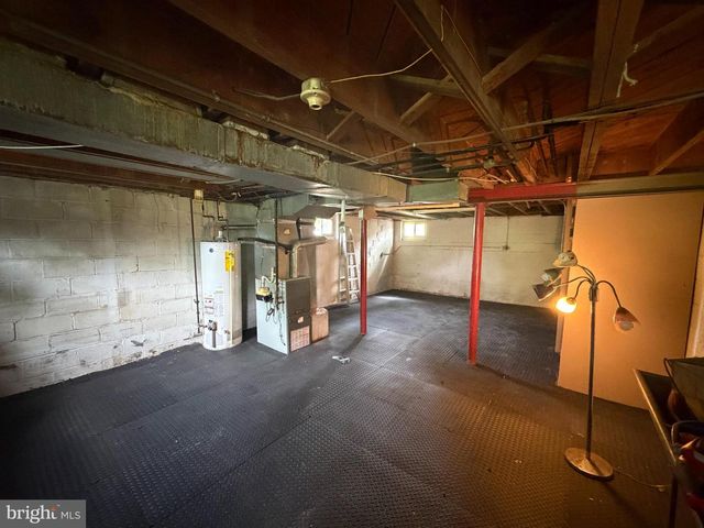 1201 COOKS LN, Baltimore, MD 21229