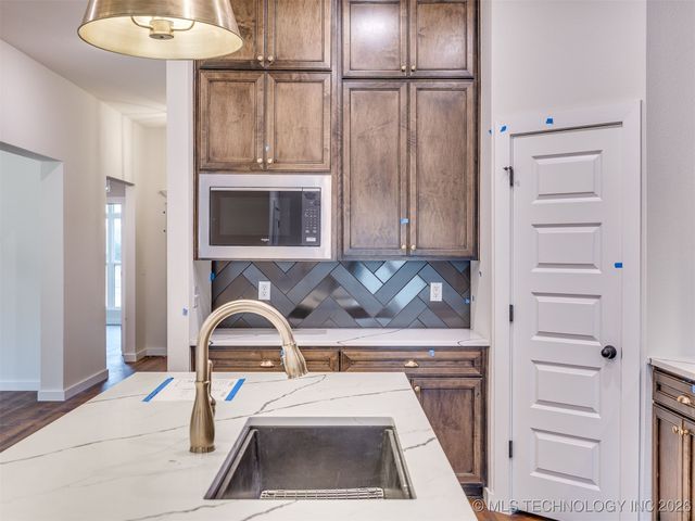 3143 E 147th Place, Bixby, OK 74008