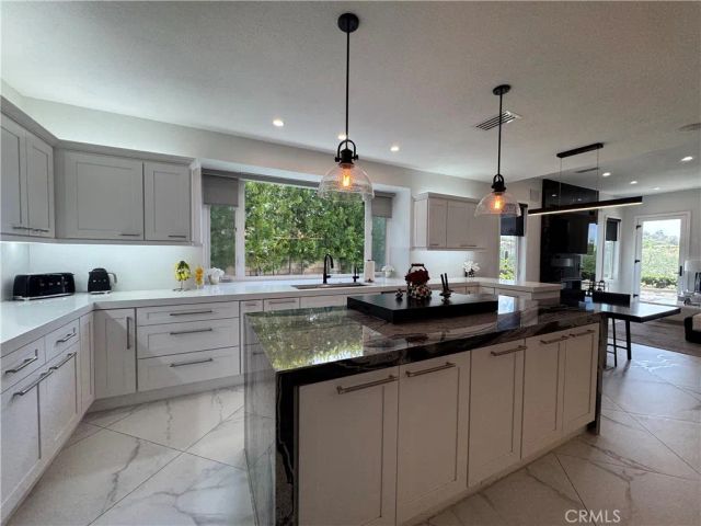 27190 S Ridge, Mission Viejo, CA 92692