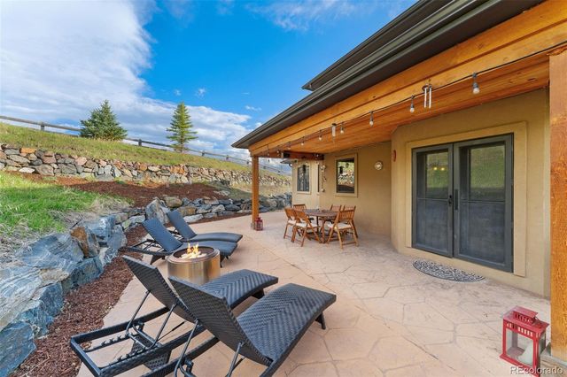 3048 Starling Court, Castle Rock, CO 80109