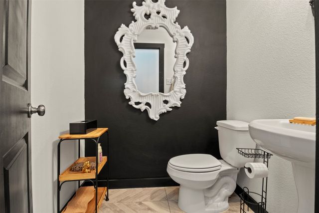 3967 Crown Avenue, Mckinney, TX 75070