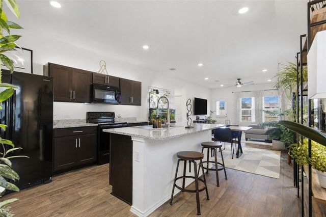 14016 Ballast DR, Elgin, TX 78621