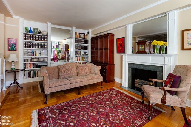 235 E 73rd St Apt 10B, New York City, NY 10021