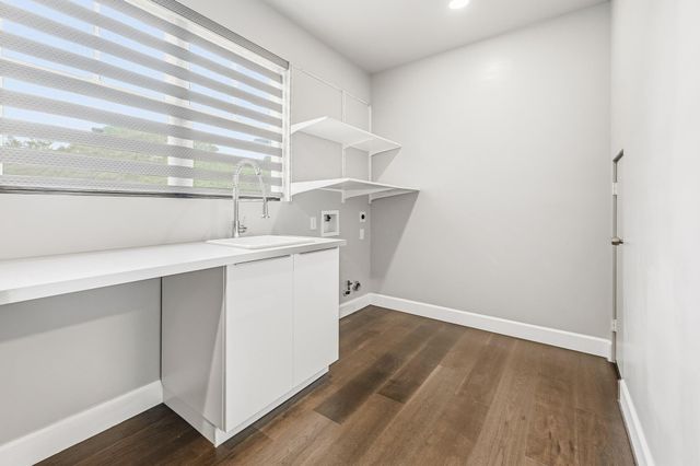 5 W Shady Lane D, Houston, TX 77063