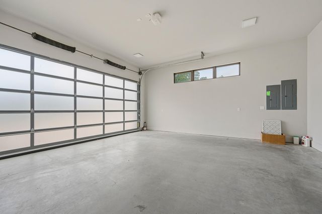 5 W Shady Lane D, Houston, TX 77063