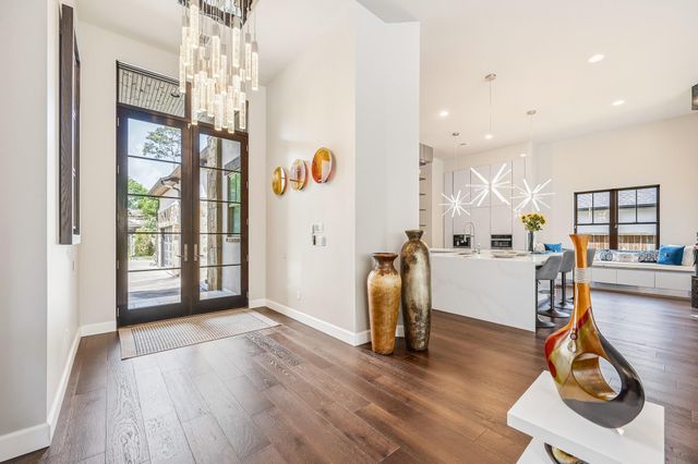 5 W Shady Lane D, Houston, TX 77063