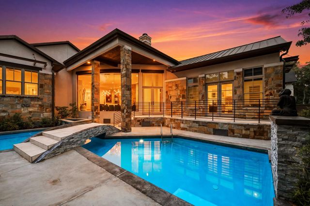 5 W Shady Lane D, Houston, TX 77063