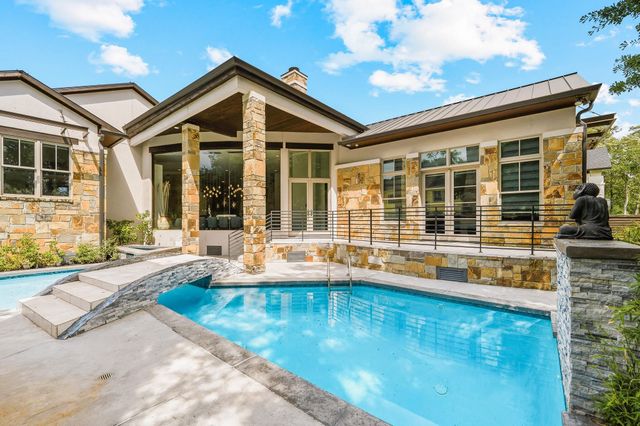 5 W Shady Lane D, Houston, TX 77063