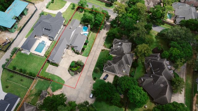 5 W Shady Lane D, Houston, TX 77063
