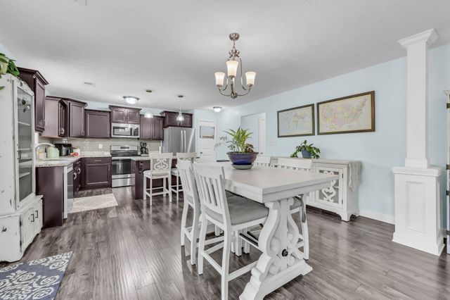 3735 Windmill Dr, Clarksville, TN 37040