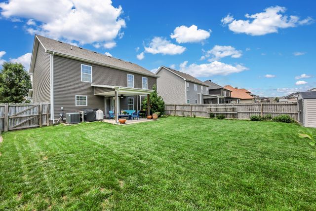 3735 Windmill Dr, Clarksville, TN 37040
