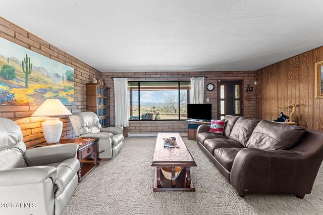 1605 S Corral Drive, Wickenburg, AZ 85390