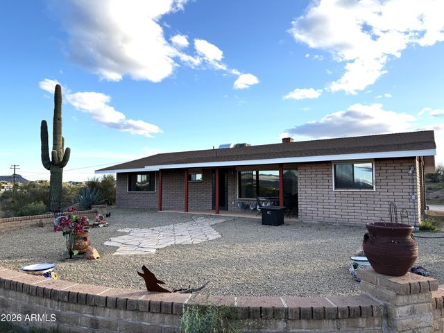 1605 S Corral Drive, Wickenburg, AZ 85390