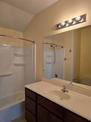 216 Meadow Ridge Drive, Anna, TX 75409