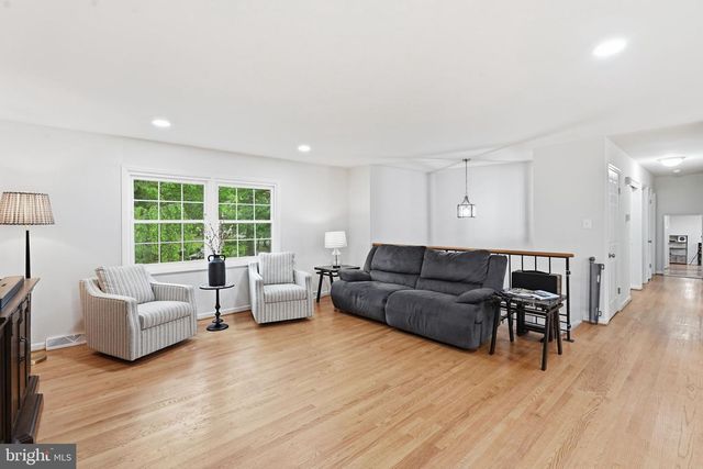 9375 WESTFIELD DR, White Plains, MD 20695