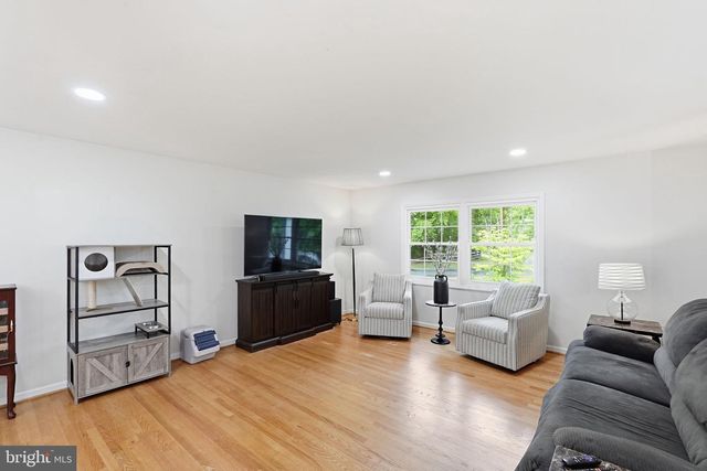 9375 WESTFIELD DR, White Plains, MD 20695