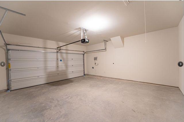 905 Calhoun Drive, Anna, TX 75409
