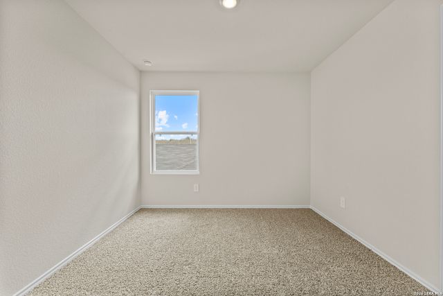 140 Langston Dr, Maxwell, TX 78640